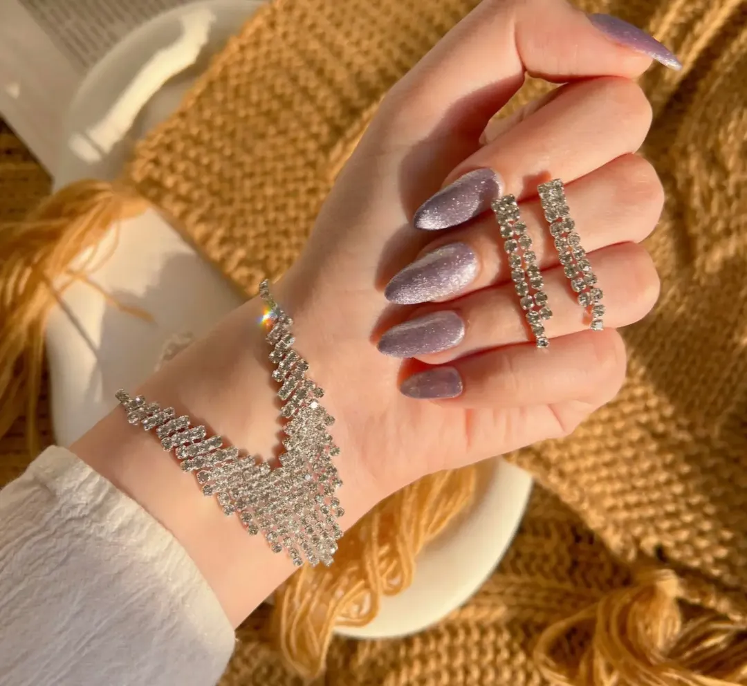 سرویس نگین‌دار لوکس