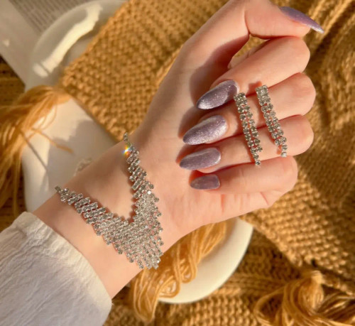 سرویس نگیندار لوکس