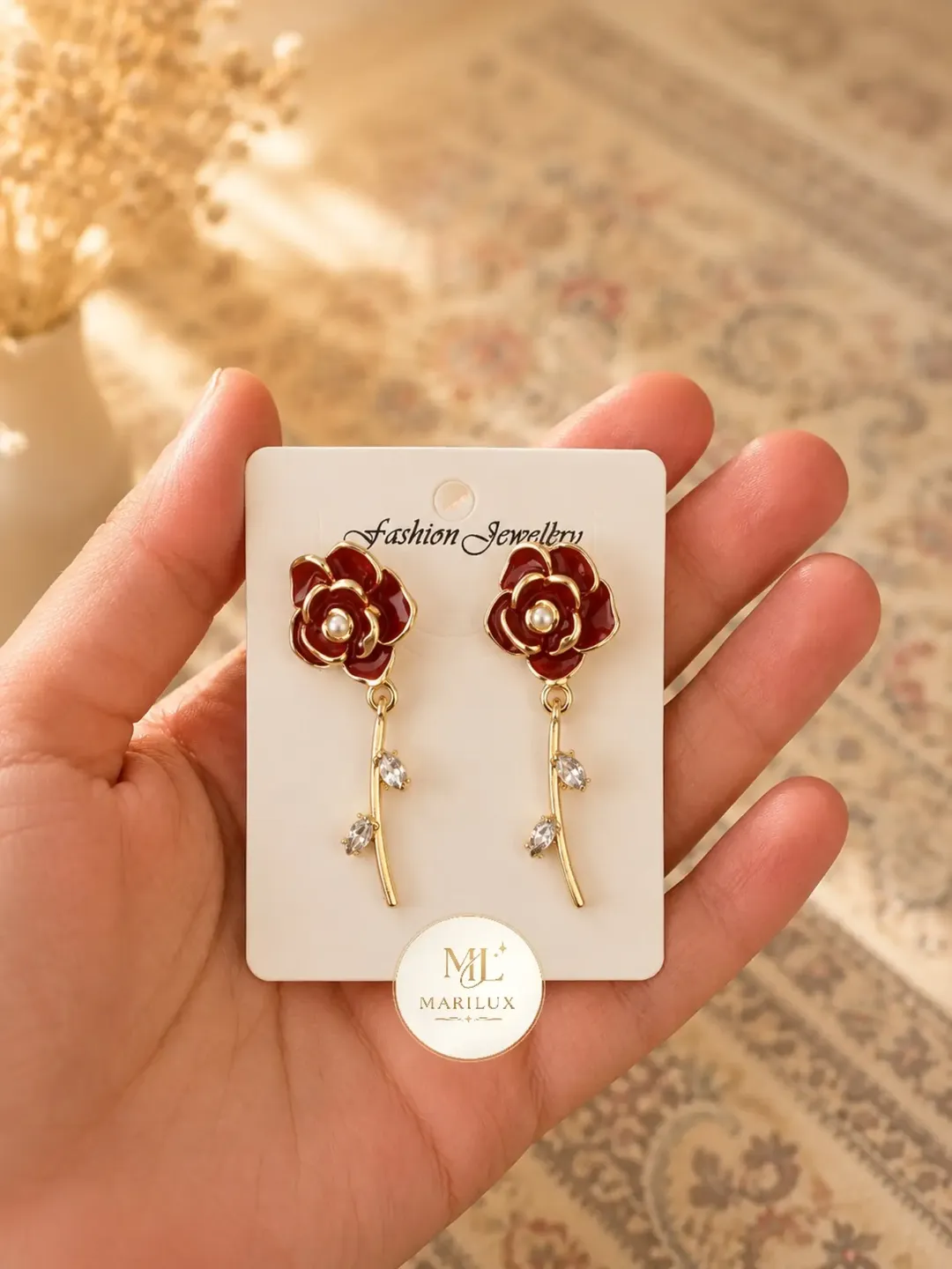 گوشواره گل رز زرشکی و طلایی با مروارید