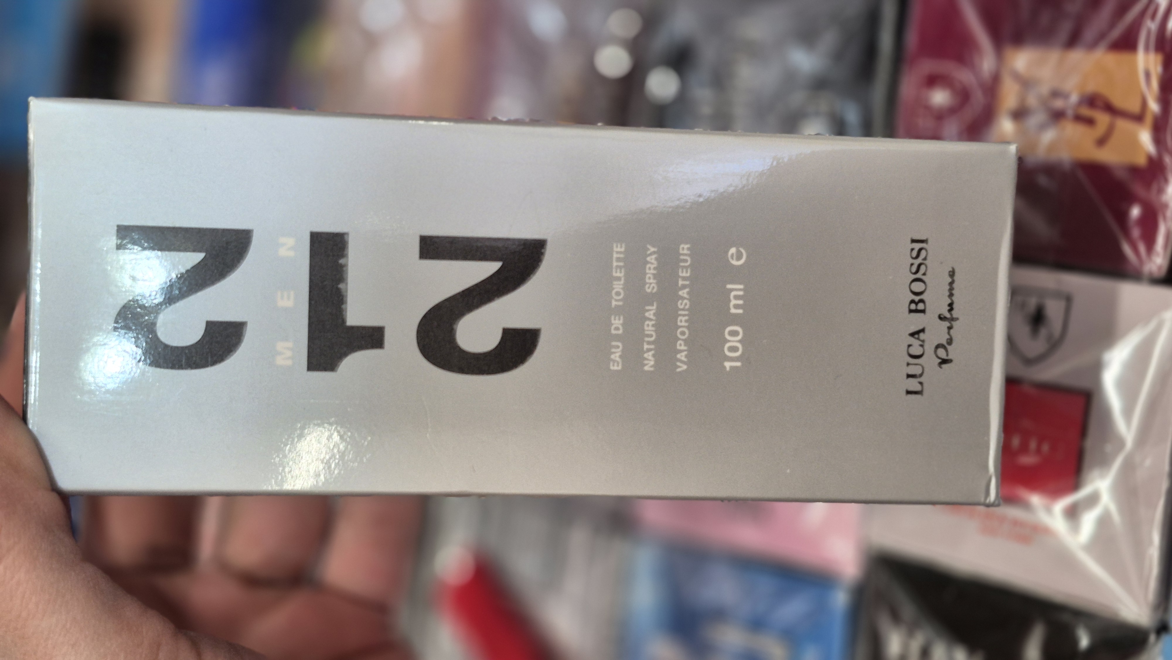 عطر مردانه 212 Men (کارولینا هررا ۲۱۲)
